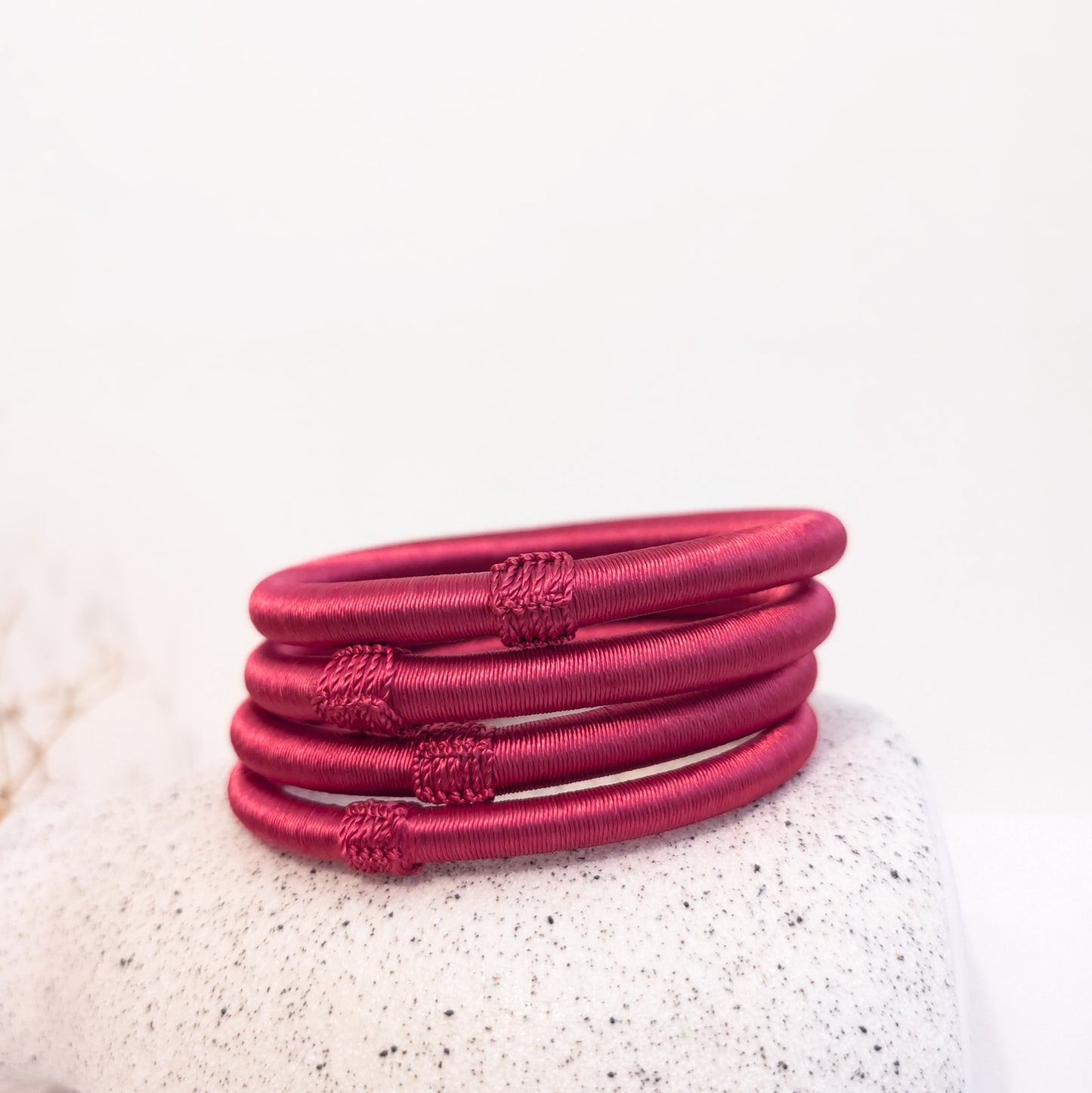 Jonc Sabra rose fushia à parfumer